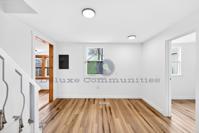 Building Photo - 3 Bedroom Single Family Home- Wyoming- Completely Remodeled!!!