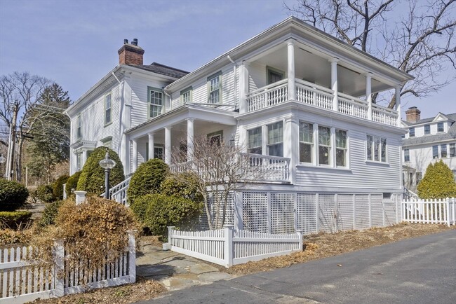 Building Photo - 25 Woodbridge St