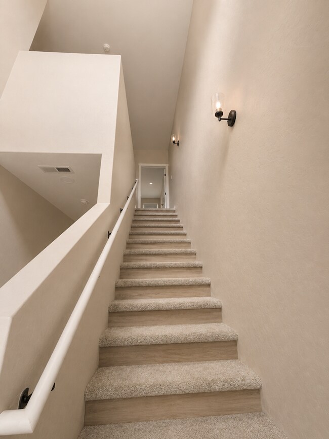 Building Photo - Stylish 2023 Home for Rent | 4 Bed • 2.5 Bath • Prime North Grand Junction Location