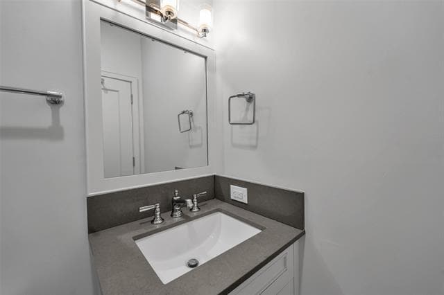 Building Photo - 3420 Rosedale Ave