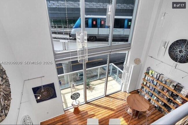 Building Photo - 1050 Brickell Ave