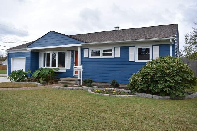 Building Photo - Updated 3 bedroom home in Norfolk