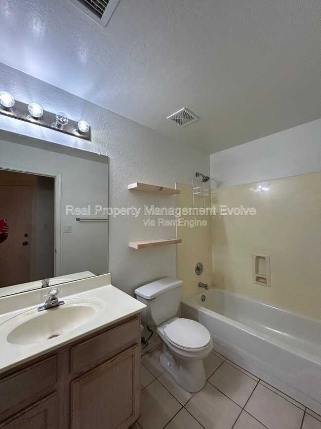 Building Photo - 21228 N 88th Ln