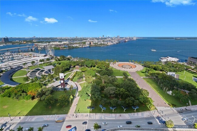 Building Photo - 50 Biscayne Blvd
