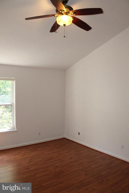 Building Photo - 2927 Mainstone Dr