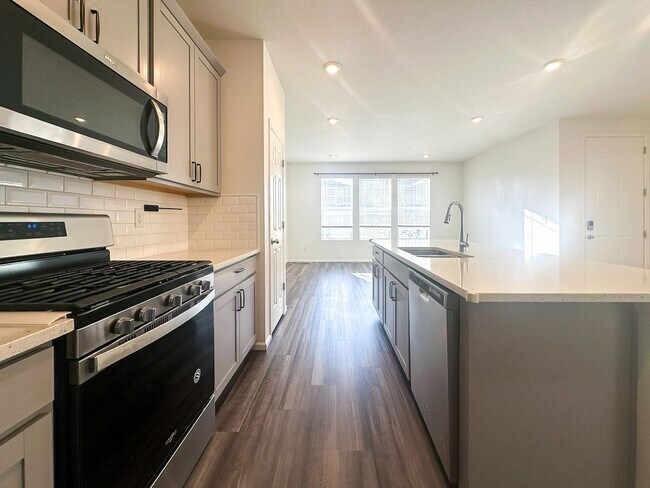 Building Photo - 17430 Pacific Peak Cir