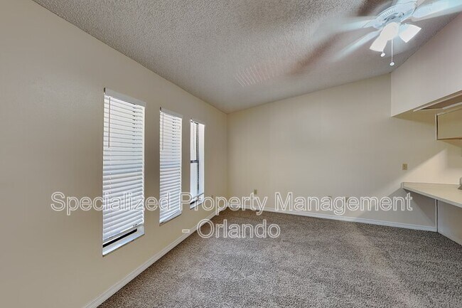 Building Photo - 32715 Blossom Ln