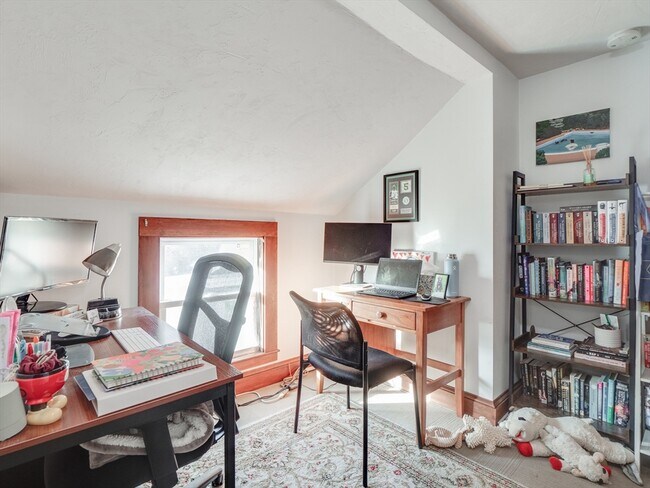 Building Photo - 60 Powder House Blvd