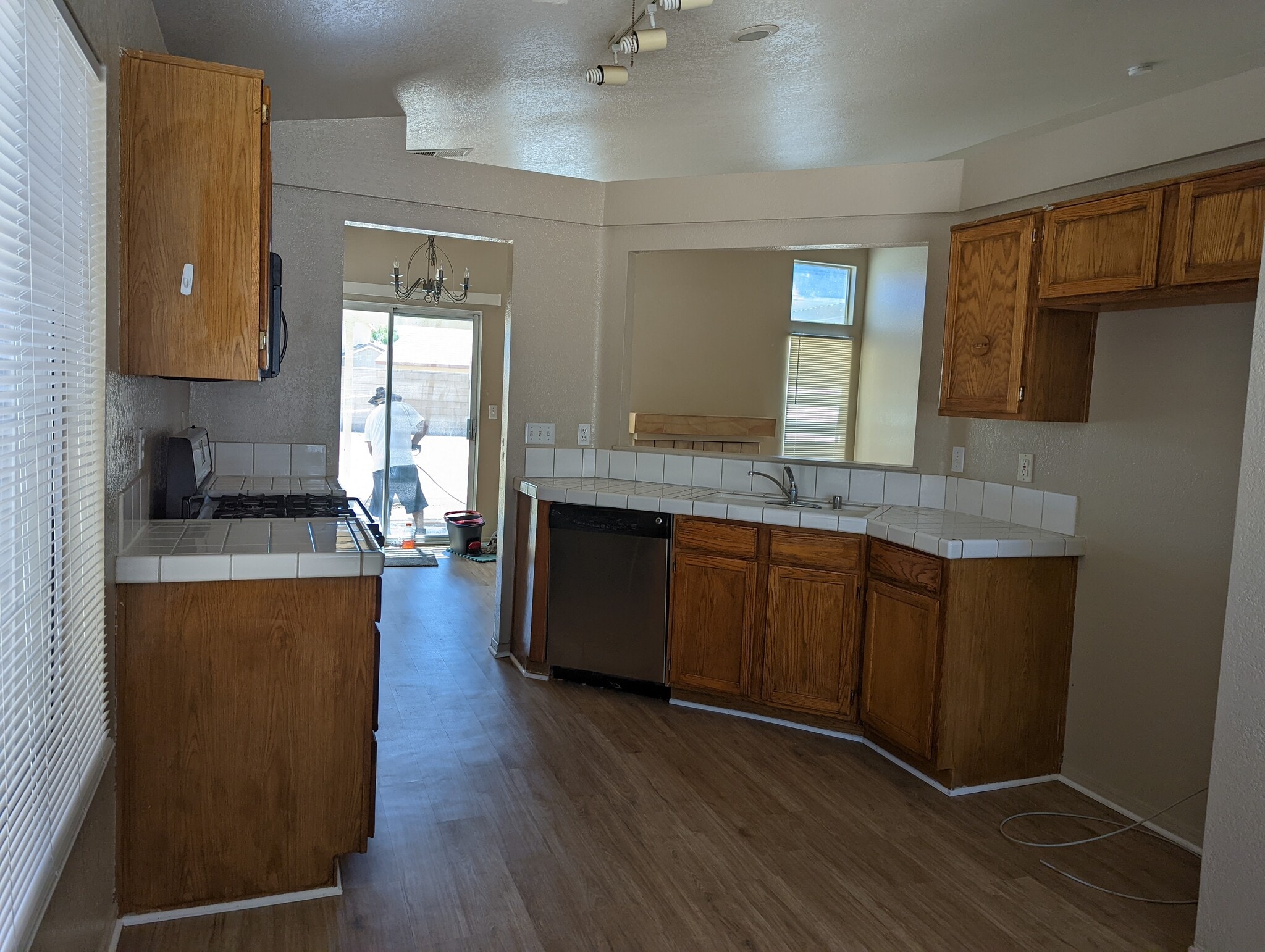 Building Photo - 3734 Hickory Ct