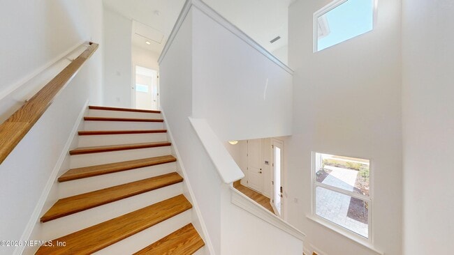 Building Photo - 156 Latham Dr