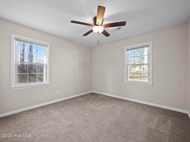Building Photo - 101 Quality Ln