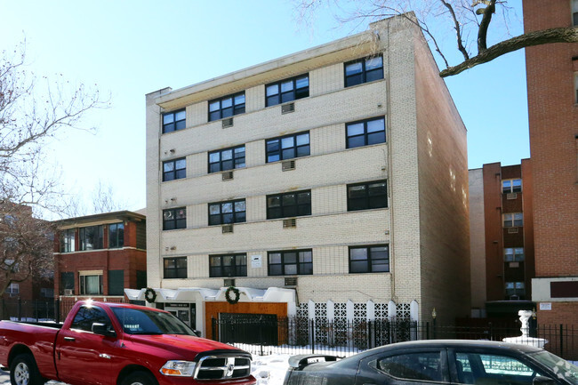 Primary Photo - Crescent Drive Apartments
