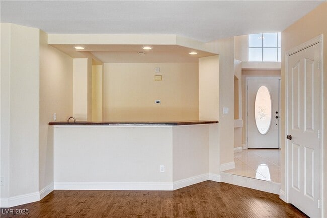 Building Photo - 2707 Mallard Landing Ave