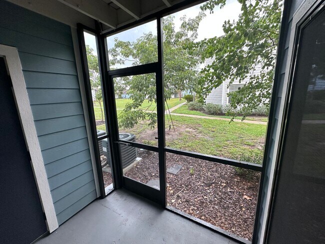 Building Photo - 3716 Idlebrook Cir