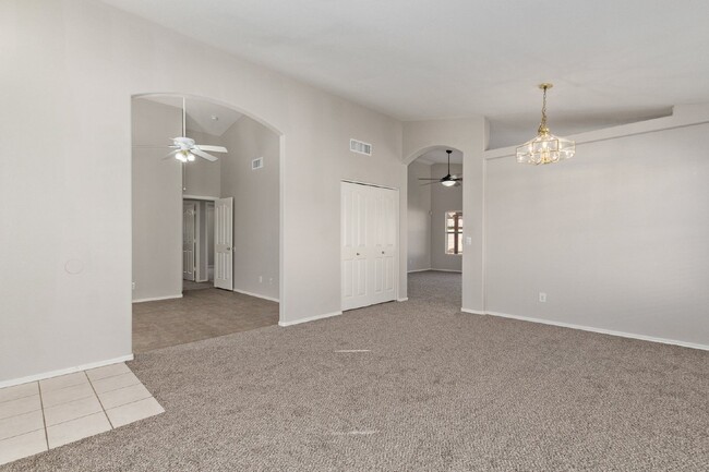 Building Photo - 12454 W Holly St