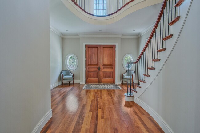 Building Photo - 200 Aspen Rd