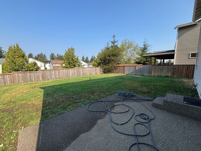 Building Photo - 3210 Sheaser Way