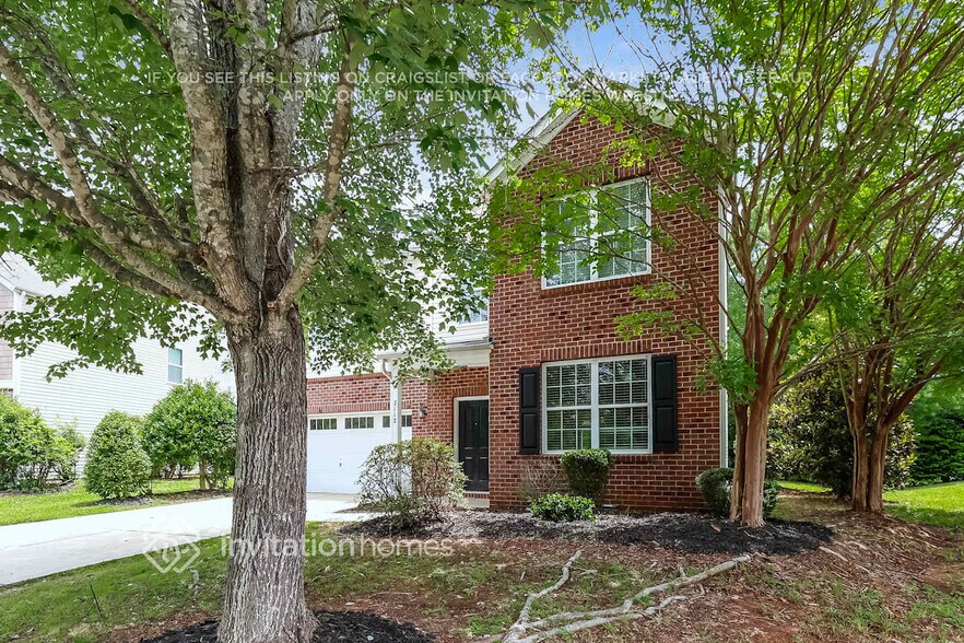 Building Photo - 7112 Bear Grass Ln