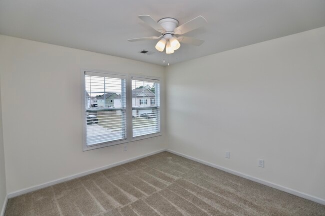 Building Photo - 115 Whitetail Cir