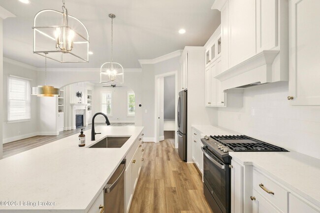 Building Photo - 6218 Mistflower Cir