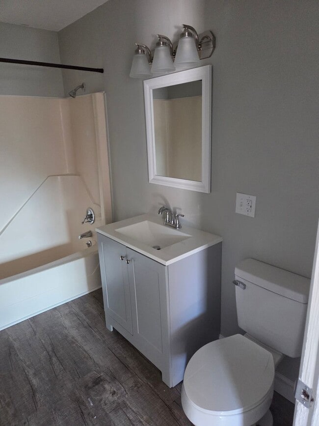 Building Photo - 1 bedroom apartment
