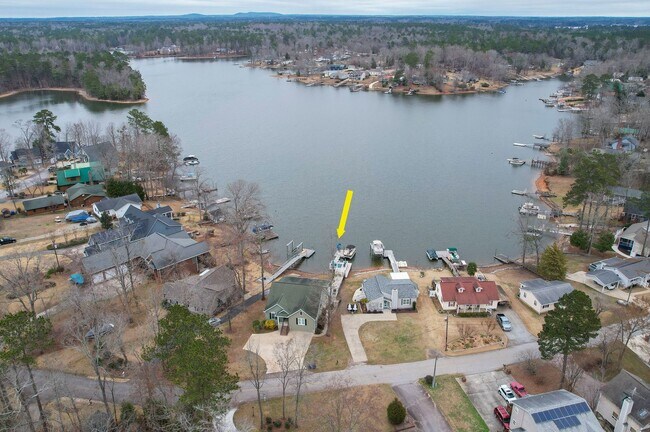 Building Photo - 215 Mariners Pointe Rd