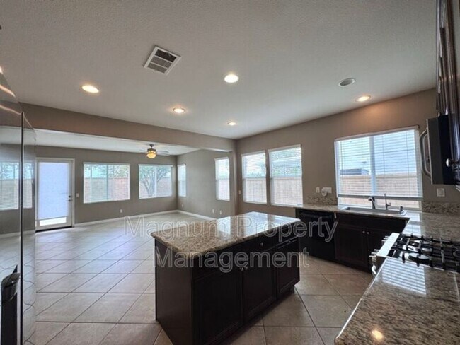 Building Photo - 35889 Wolverine Ln