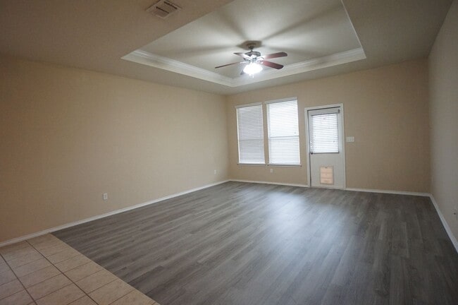 Building Photo - Schertz 1-Story
