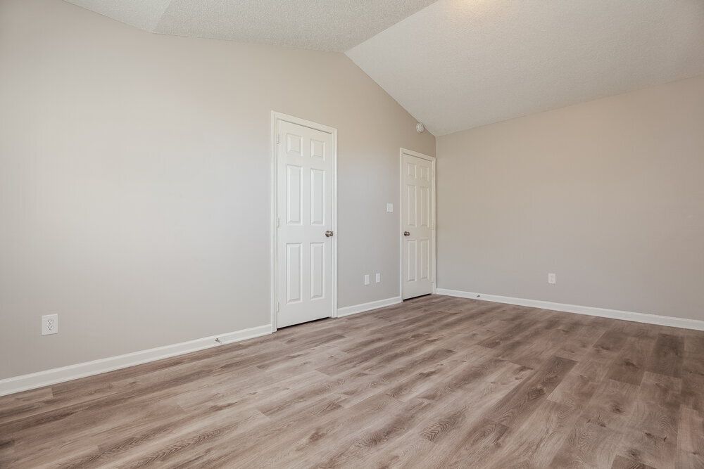 Building Photo - 1614 Royal Tree Ct