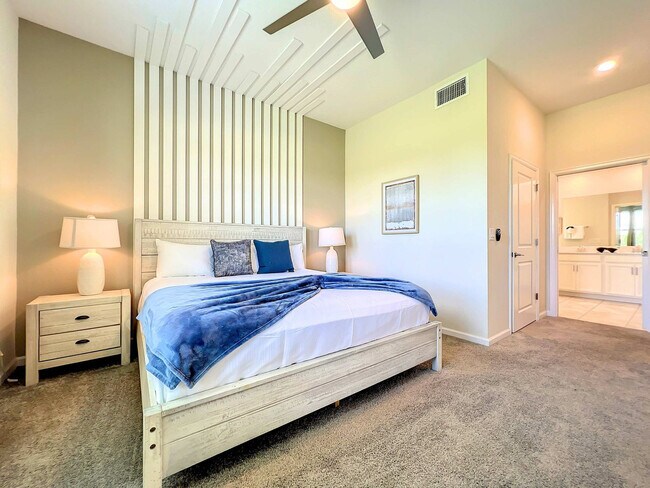 Building Photo - 741 Ocean Course Ave