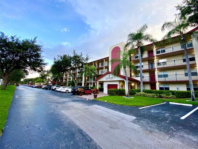 Building Photo - 1000 SW 128th Terrace
