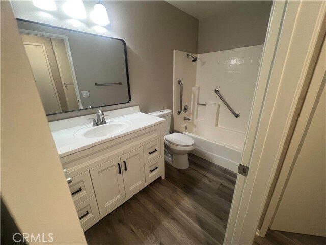 Building Photo - 26328 Columbus Dr