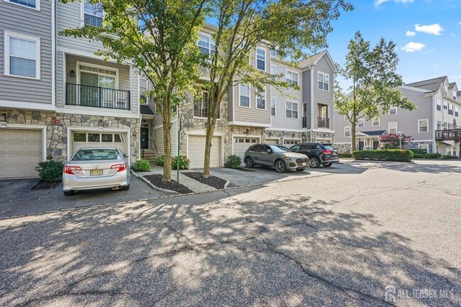 Building Photo - 107 Brittany Ct