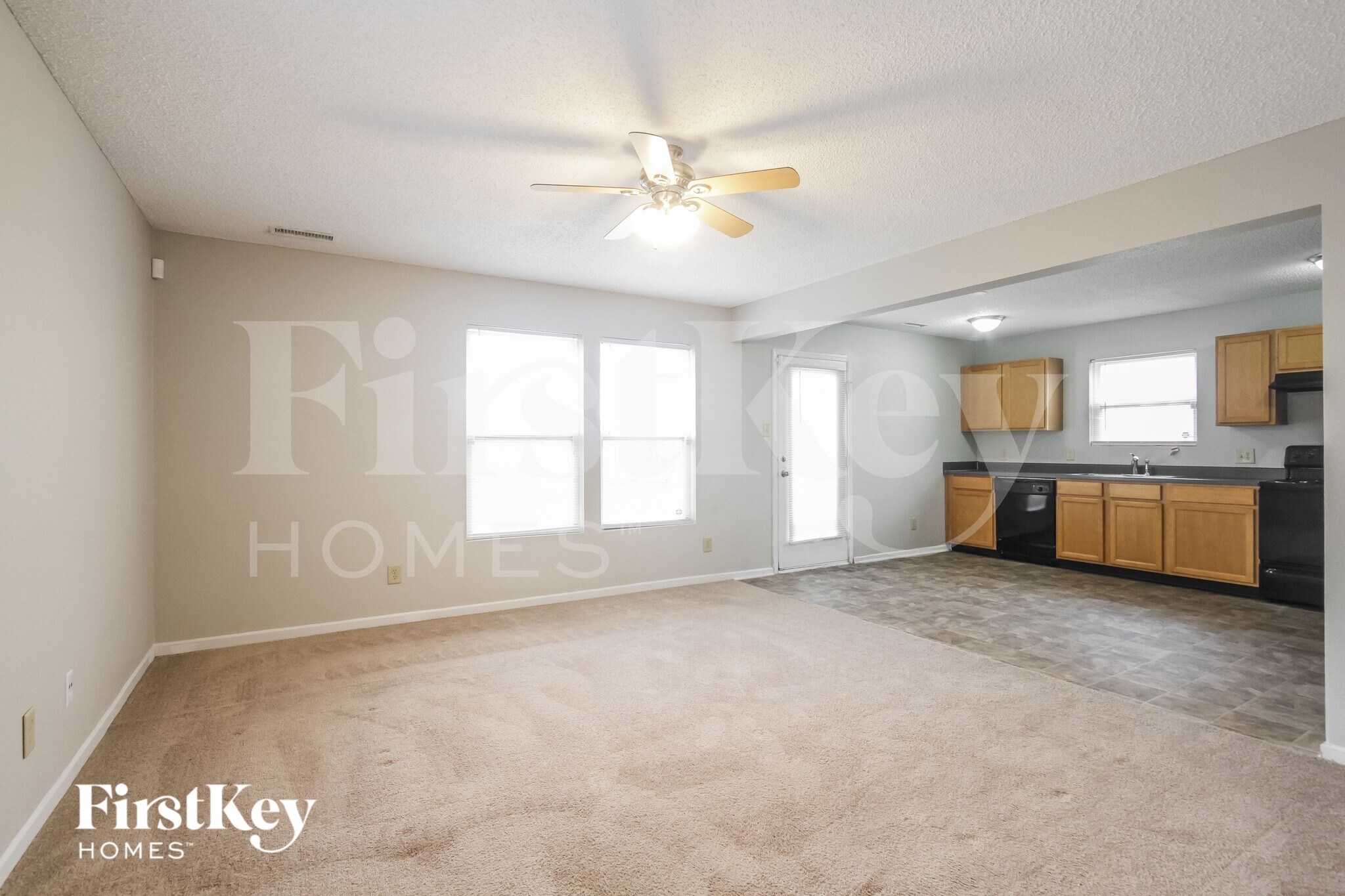 Building Photo - 7919 Hydrangea Ct