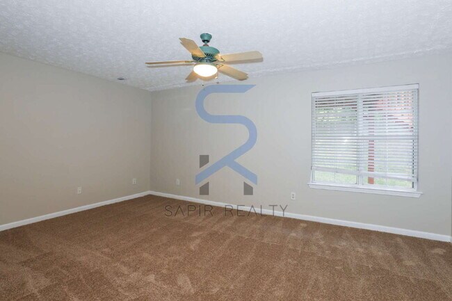 Building Photo - Welcome Home to Ellenwood – 3 Beds • 1.5 Baths of Comfort