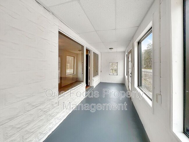 Building Photo - 2435 Woodward Ave