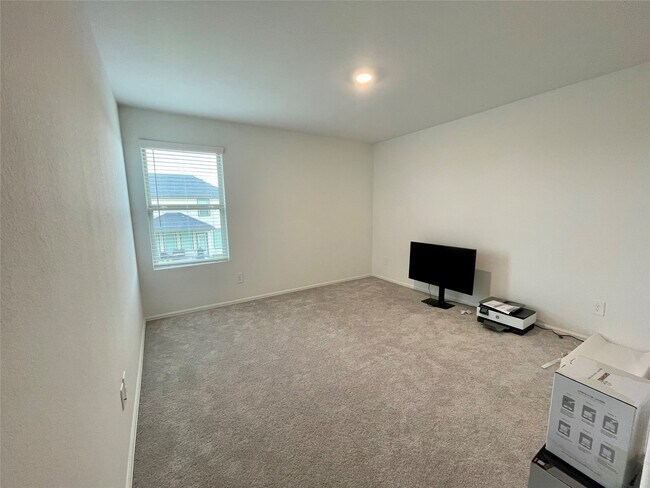 Building Photo - 31603 Rosebud Vly Ln