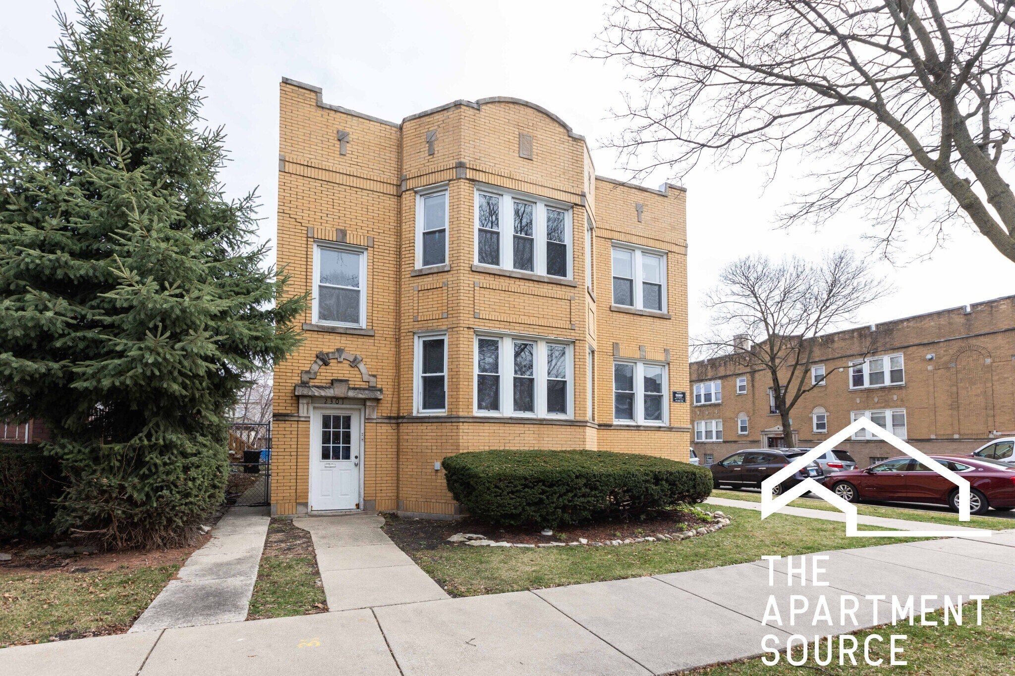 Building Photo - 2301 N Lowell Ave