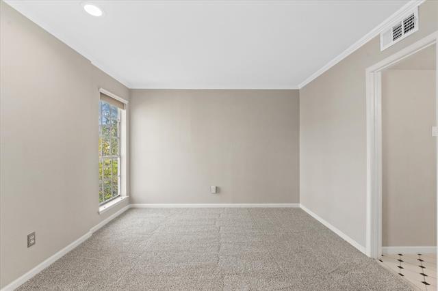 Building Photo - 4409 Travis St