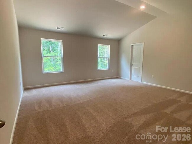 Building Photo - 216 Caffee Dr