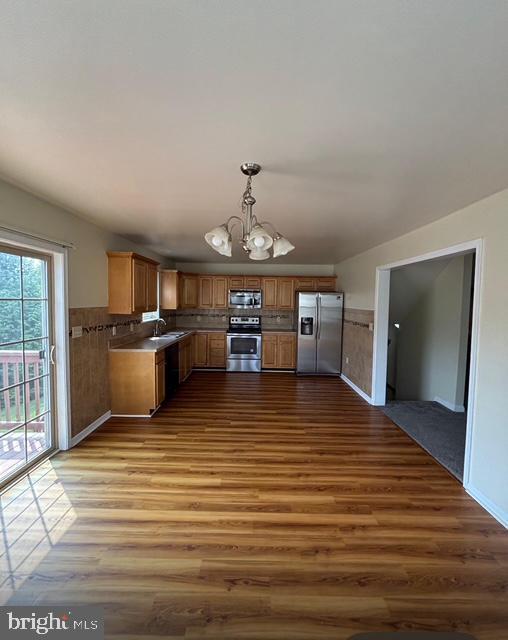Building Photo - 6459 Creekbend Dr
