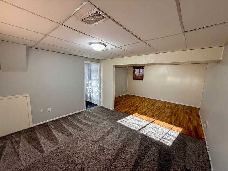 Building Photo - 901 Summer St NE