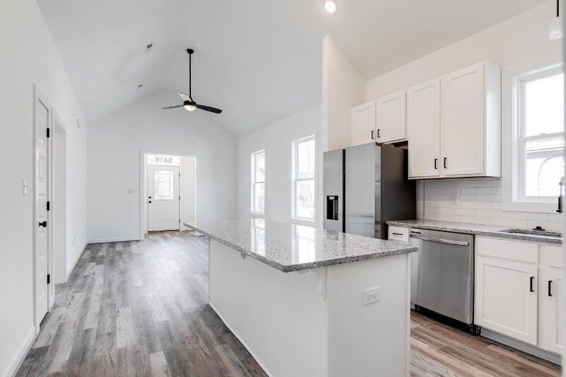 Building Photo - 5418 Campbell Ave