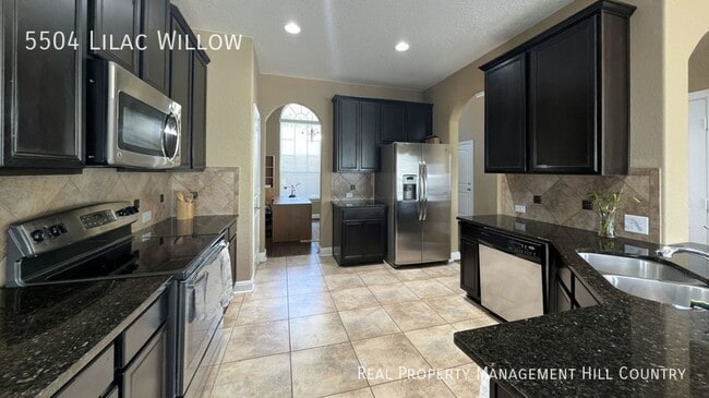 Building Photo - 5504 Lilac Willow Path