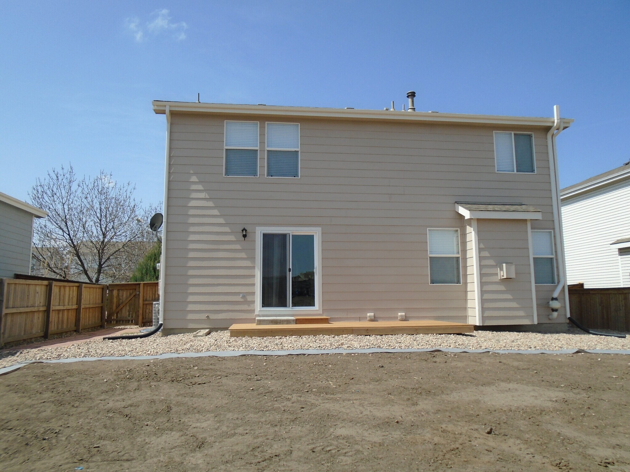 Building Photo - 1020 Quail Cir