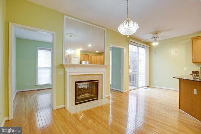 Building Photo - 4609 Fair Valley Dr