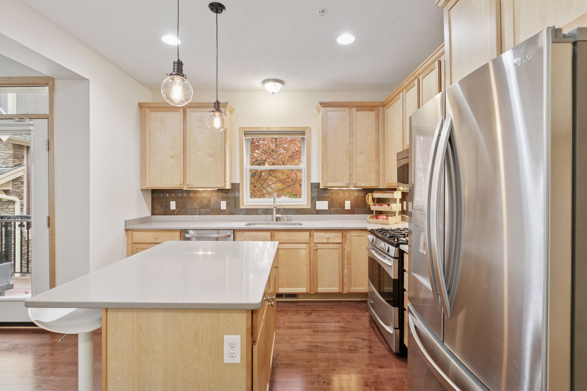 Building Photo - 10749 Falling Water Ln