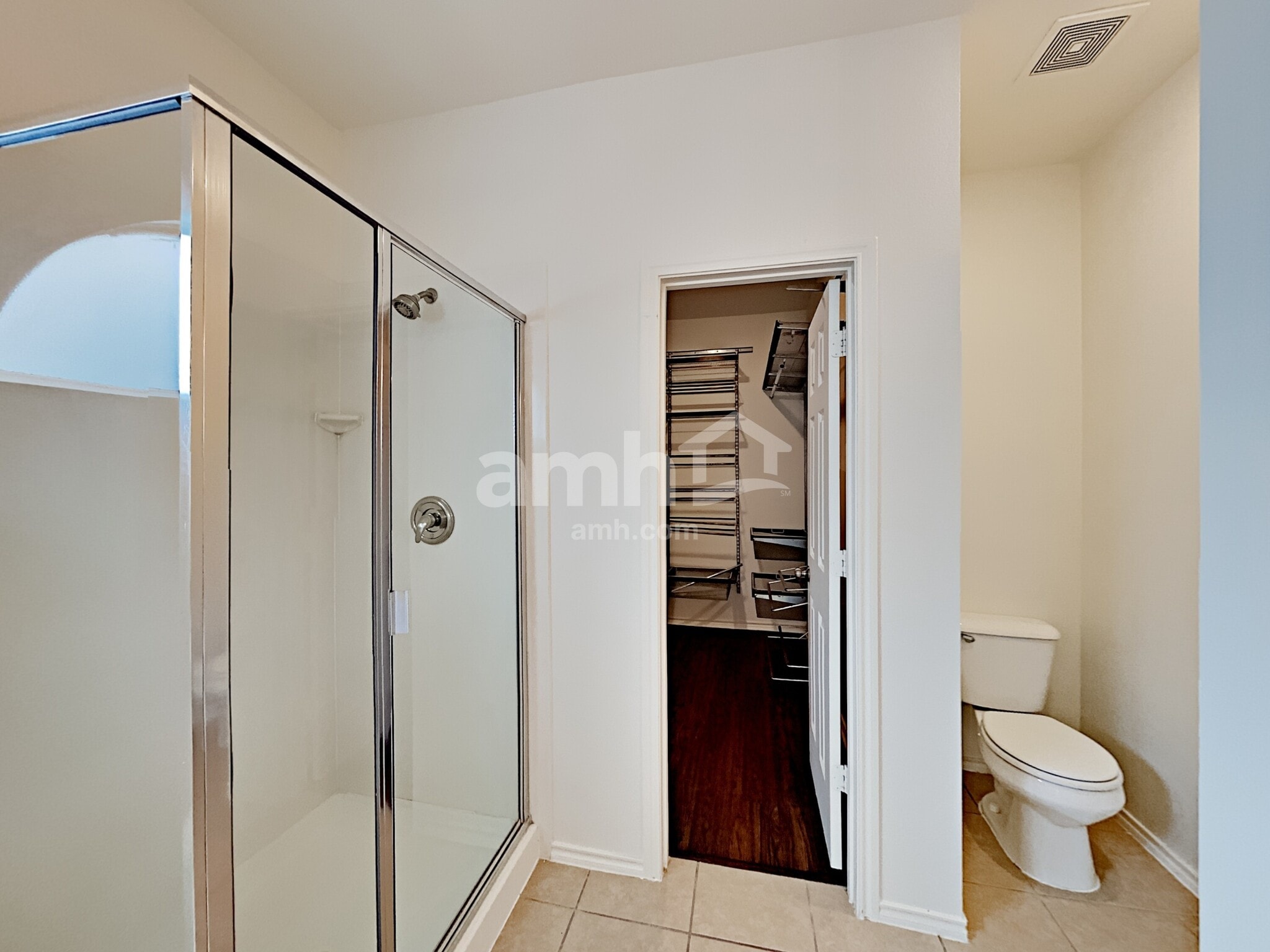 Building Photo - 4417 Chris Dr