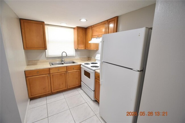Building Photo - 4011 W Marietta St