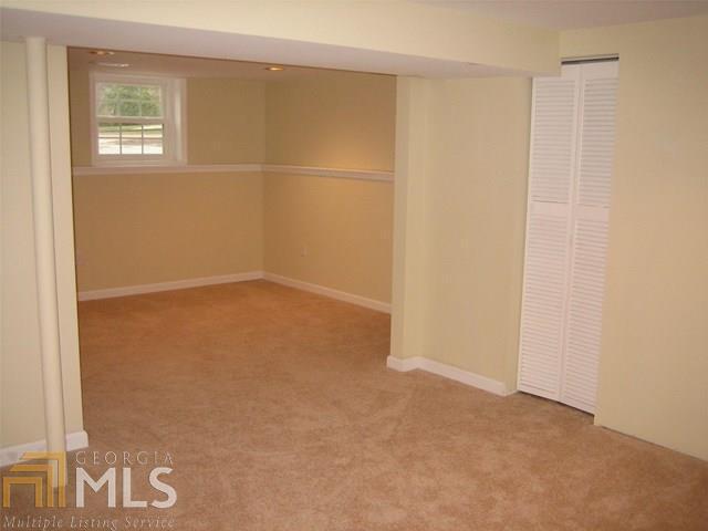 Building Photo - 402 Hip Pocket Rd